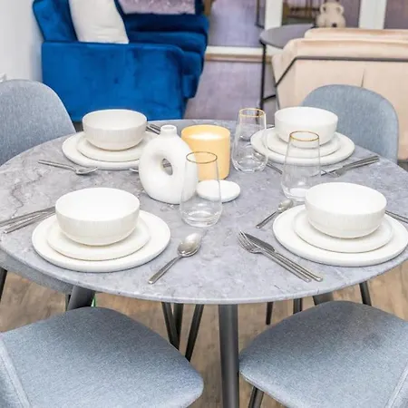 City Escape - Unwind In Style Barking  Exterior photo